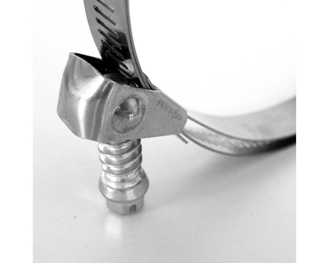 Hardware fastening
